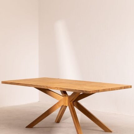 Clavana table