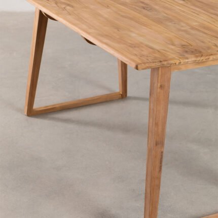 Oclay table