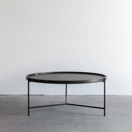 Riquina Table