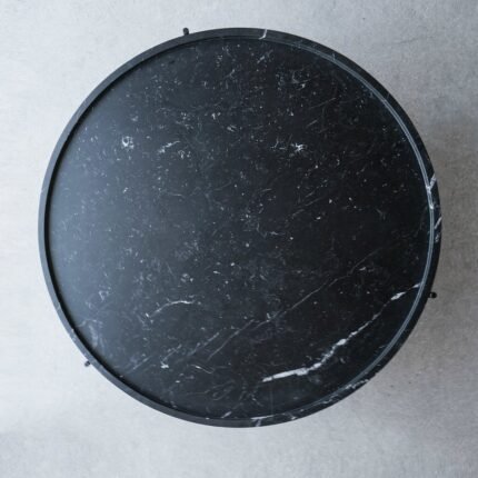 Riquina Table