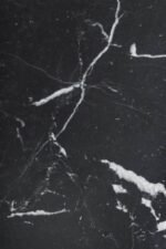 Riquina Table