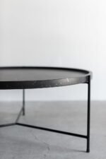 Riquina Table