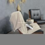 Lounge Chair Middle