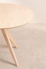 Zerrin table